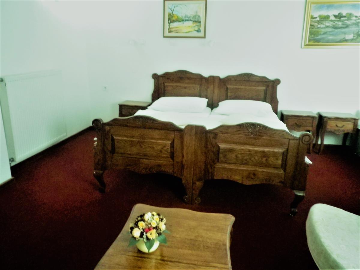 Hotel Garten Slavonski Brod Exterior photo