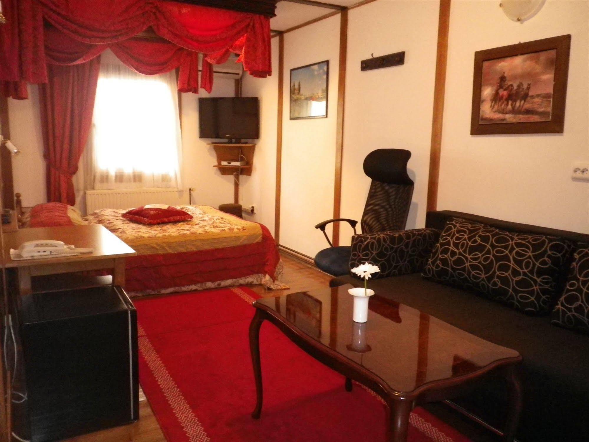Hotel Garten Slavonski Brod Exterior photo
