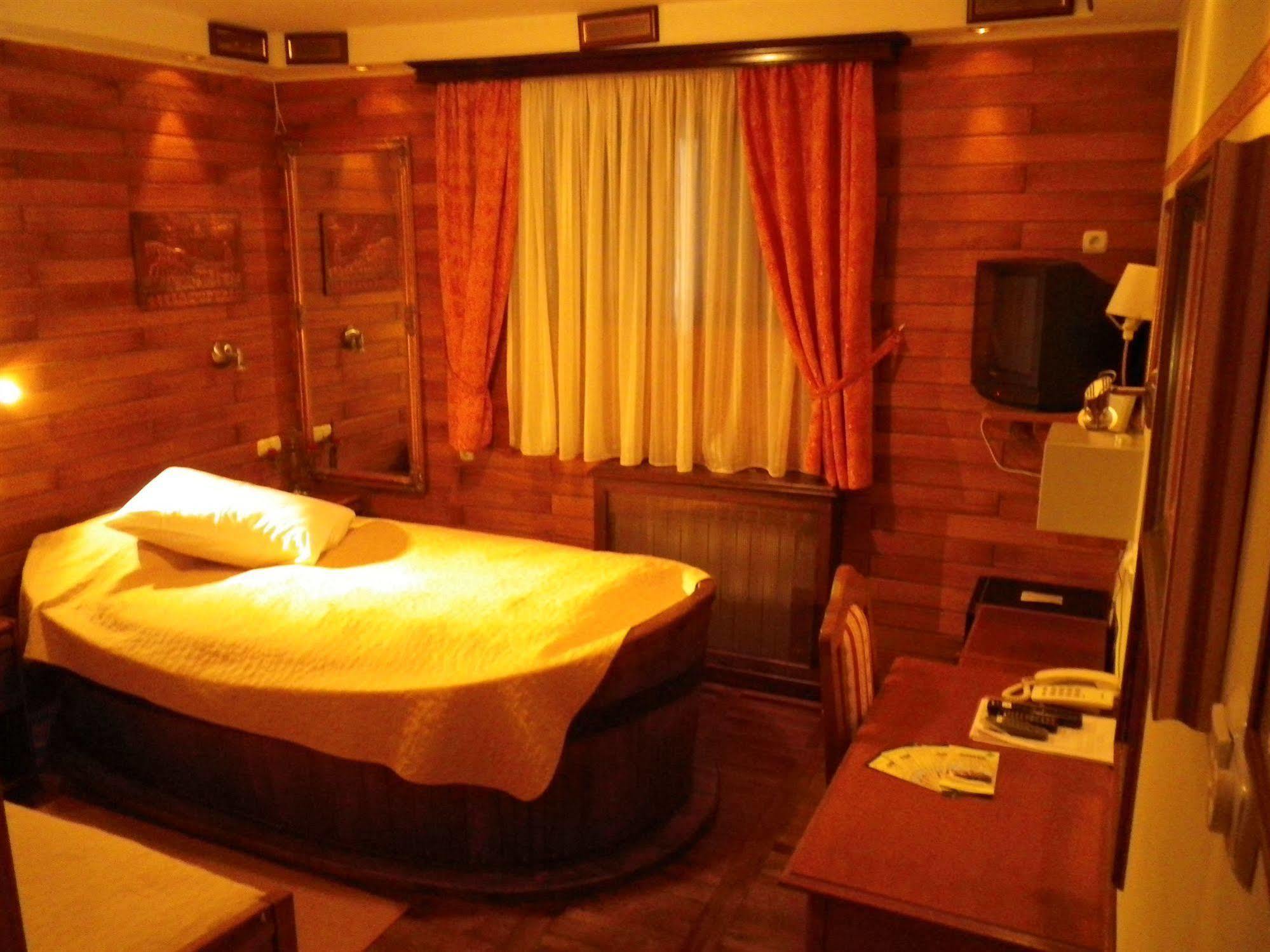Hotel Garten Slavonski Brod Exterior photo